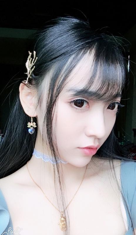 清纯水嫩大眼睛学生妹女神45P1V-福利好好看