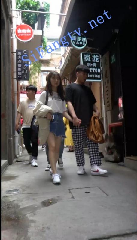 [首发CD]樱之舞2019街拍系列34-可爱牛仔裙小妹子鲍鱼鼓鼓-福利好好看