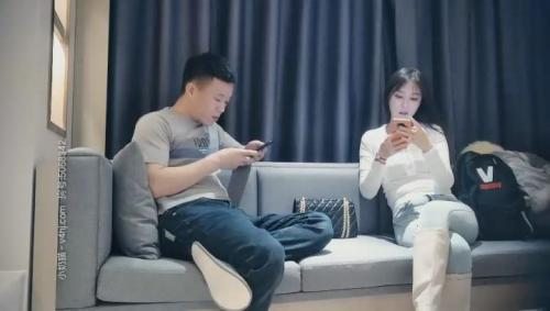 精品探花推荐2020.11.30[七天极品探花]3000高价网约外围，极品女神一字马展示-福利好好看