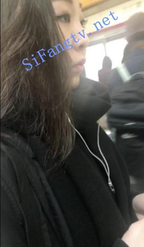 [CD抄底]XG系列191-192-带娃的气质性感美妈和不怕冷牛仔裙-福利好好看