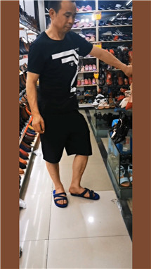 █人前露出█超刺激露出系风筝断了线鞋店露阴人前自慰-福利好好看