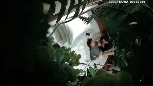 3602020-12-02主题酒店绿叶房偷拍健壮小哥吃宵夜灌醉妹子开房妹子””我睡着了你再弄嘛”-撸先生