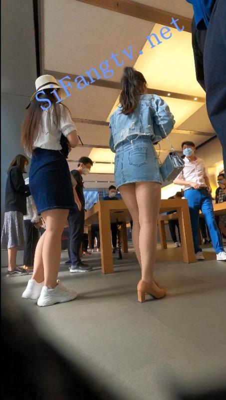 [首发CD]名门夜宴2020街拍系列13-一箭双雕一对牛仔裙姐妹-福利好好看