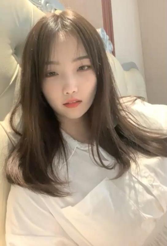 火辣身材甜美D罩杯妹子酒店福利视频1V-福利好好看