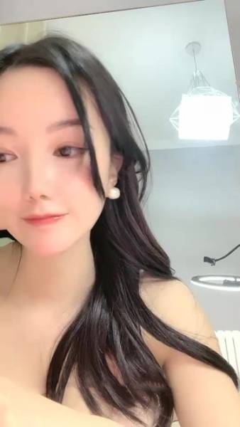 白小纯纯纯纯高颜值甜美妹子性感诱惑，单腿网袜近距离特写揉搓粉穴翘起屁股[R2Bbr/581MB/1V]-福利好好看