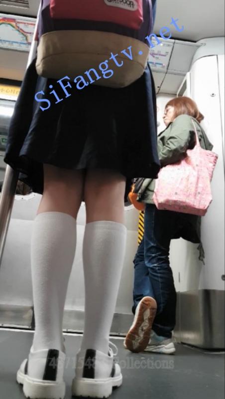 [CD抄底]487系列SG022-白筒袜校服学生妹子前后失守-福利好好看