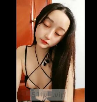 虎牙小热巴新人高颜值妹子双女互玩啪然后被猛干，情趣装网袜口上位骑坐跳蛋震动棒互插-福利好好看
