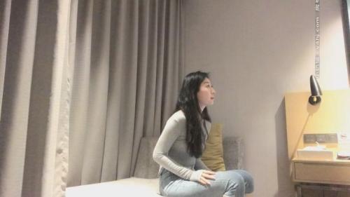 精品探花推荐2020.11.26[小宝寻花]红内裤战神重金约操高端外围，极品白虎一线天，御姐丝袜高跟大长腿-福利好好看