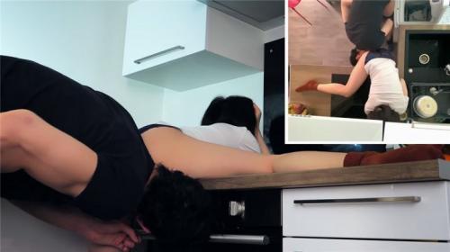 肚子饿死了男朋友用他的CHANTLY鲜奶油喂饱我-福利好好看