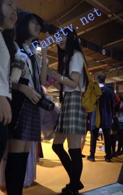 [首发CD]樱之舞2019漫展系列50-眼镜JK小美女NN好多透气孔-福利好好看