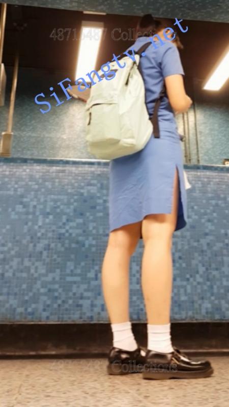 [CD抄底]487系列SG060-风掀起学生妹开叉短裙给我们看骚丁-福利好好看
