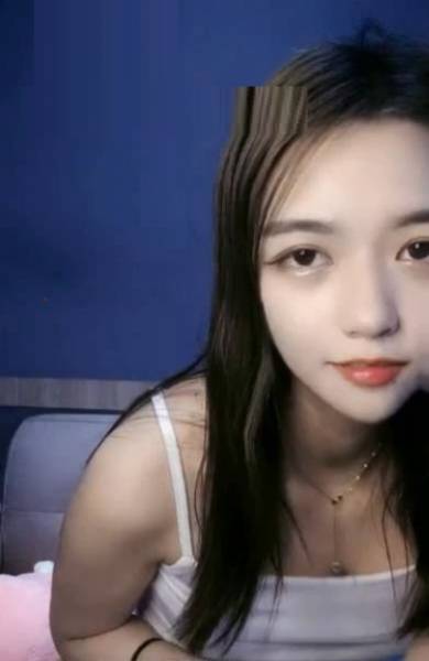 超级漂亮的女神小朋友楠楠深夜福利视频[a9vRK/1V/1.31G]-福利好好看