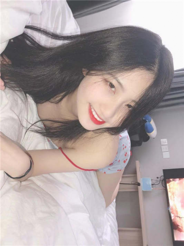 杭州西湖区@李苗苗+教师@李雪梨尺度私拍视图合集[265P+16V/2.22G]-福利好好看