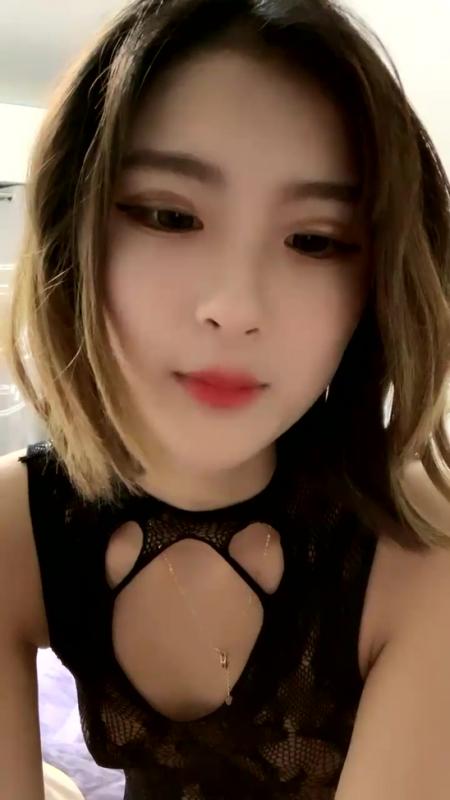 性感红唇新人短发妹子连体网袜露逼诱惑，近距离特写掰穴揉搓，我的逼怎么样喜欢吗脱光全裸展示[XGHCX/1V/480M]-福利好好看