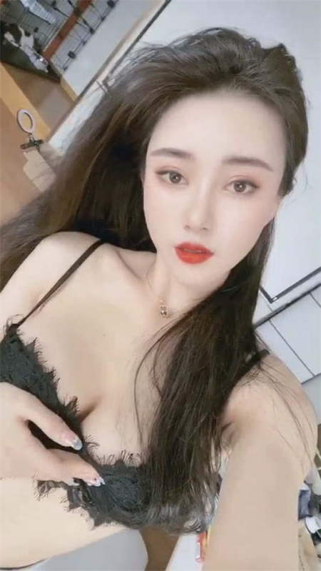 极品巨乳网红@林熙的话尺度私拍合集[26V/506MB]-福利好好看