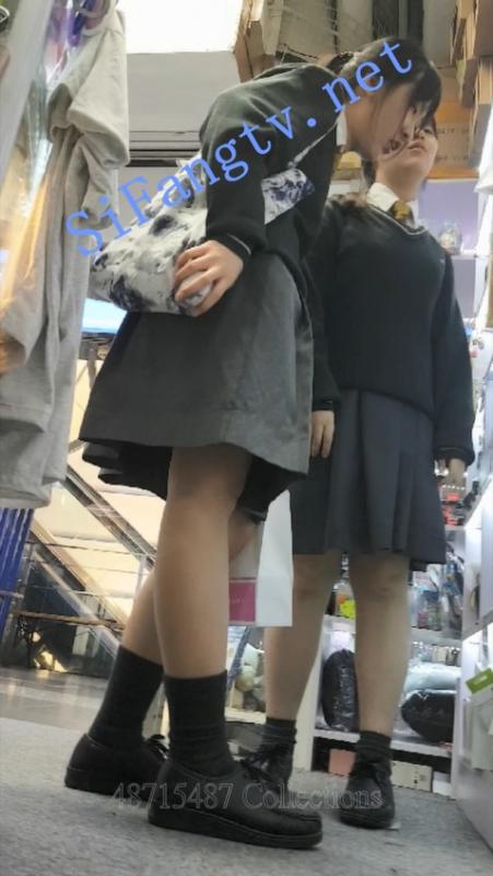 [CD抄底]487系列SG047-一箭三雕3个学生妹子其中一个骚窄黑N-福利好好看