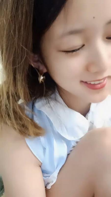 逆天美少女小木登子极品名器白虎一线天[MP4/1.8G]-福利好好看