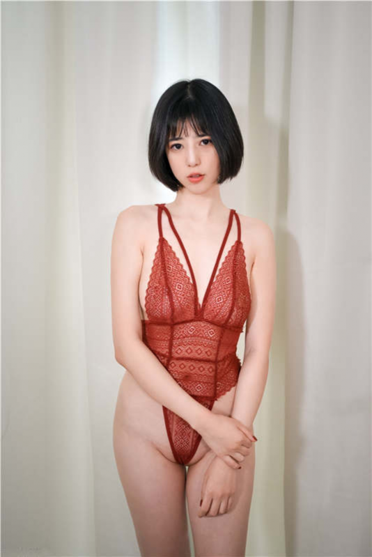 高颜值美女『谭儿』定制–情趣中国红[47P/1V/542MB]-福利好好看