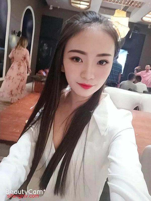 [女神&母狗]哈尔滨超级美女李韵[1213P/17V/3.9G]-福利好好看