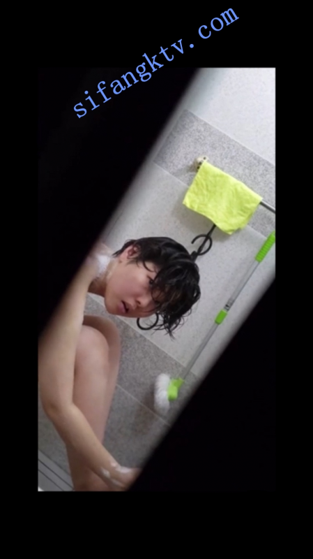 ❤邻居叔叔❤❤偷拍邻居家的小妹妹,母女,花洒自慰-福利岛