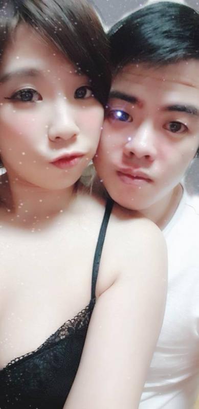小情侶邀請哥們一起肏自己女友玩3P-福利好好看