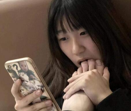清纯大学学妹唐晓佳啪啪流出20P+15V-福利好好看
