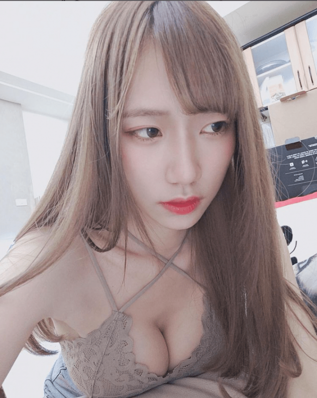 32D網美30萬粉絲被渣男..4V-福利好好看