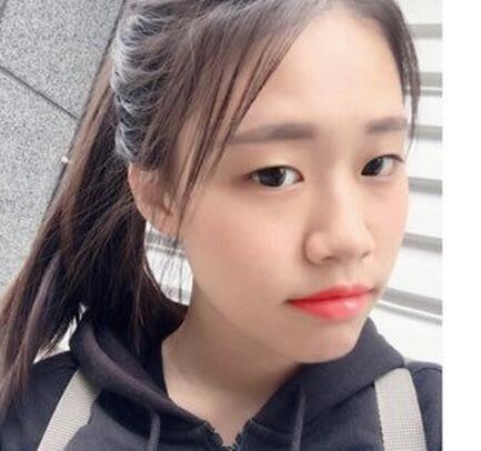 跟大学学妹约炮奶子坚挺又浑圆那个椅子是移动式砲台吧限时车-福利好好看
