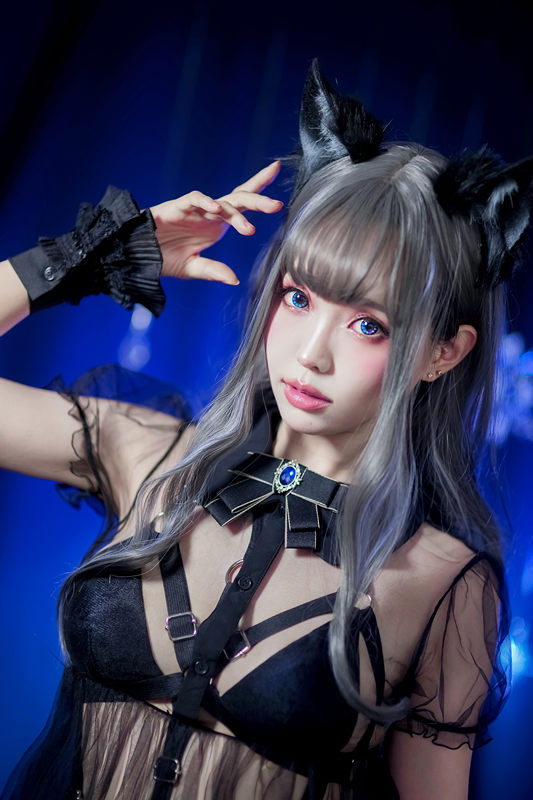 Ely_eee(ElyEE子)–オオカミ闇夜ーヨルちゃん[48P9V-287MB]-福利好好看