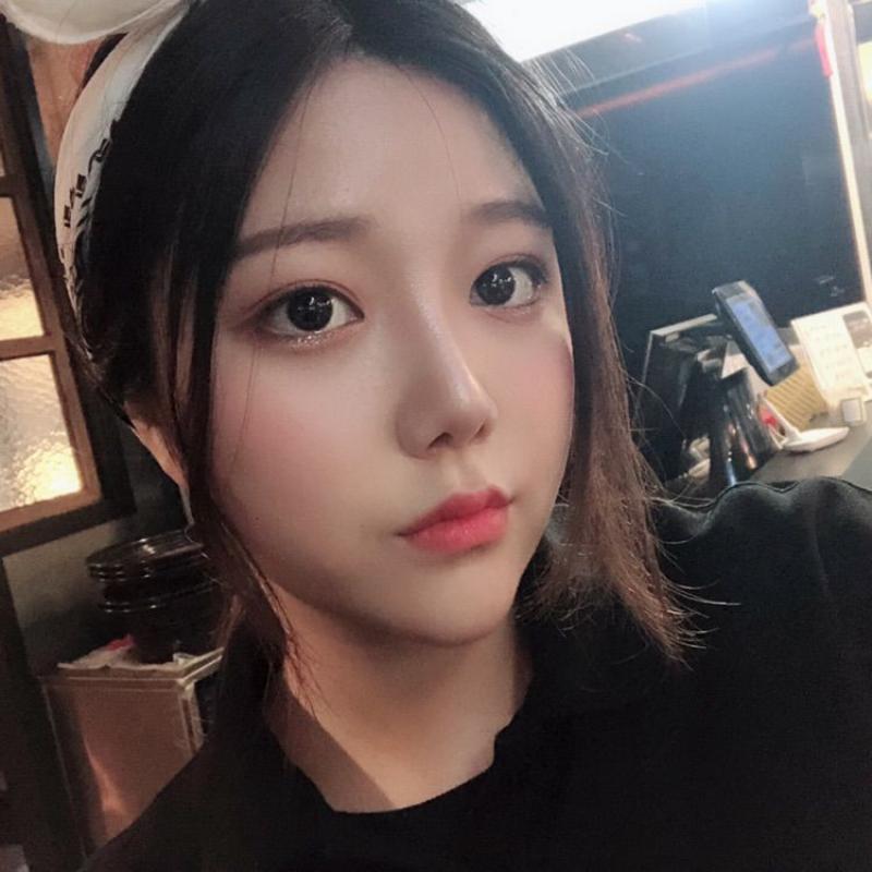 《泄密资源》韩国版果条果贷20位极品美女大尺度掰B私拍流出（一）-福利好好看