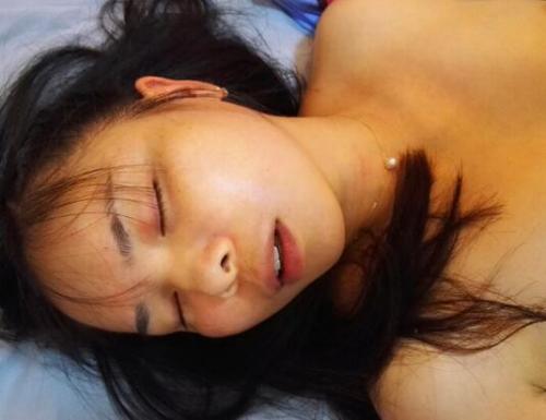 老婆不在家下迷翻96年的小姨子各种姿势干她的无毛小嫩鲍完美露脸-福利好好看