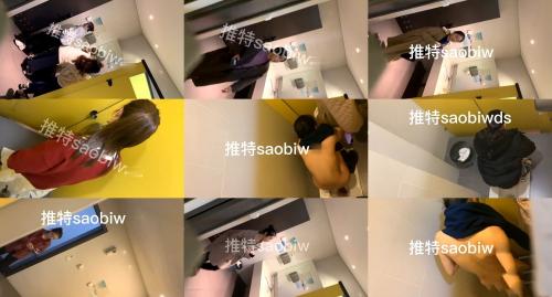 《极品CP魔手外购》大胆坑神潜入商场舞蹈工作室女公厕独占一个坑位隔板缝中连续偸拍各种小姐姐方便美女脱个精光拉稀-福利好好看