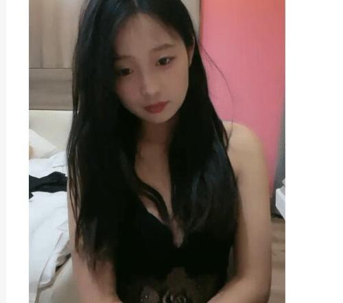 外表甜美少女!酒店开房!连体网袜炮友揉奶,翘起屁股开档嫩穴,骑乘位深插,后入大肥臀-撸先生