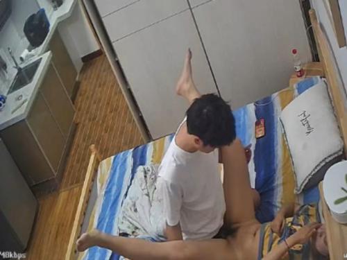 校园情侣d情侣应该是第一次开房很腼腆-小野猫福利