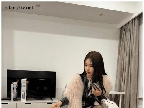 露脸劲爆流出美若天仙抖音美女网红夜场DJ淫乱3P流出圆润蜜桃臀神尻前后塞满鸡巴兄弟们能看出来是那个网红-福利好好看