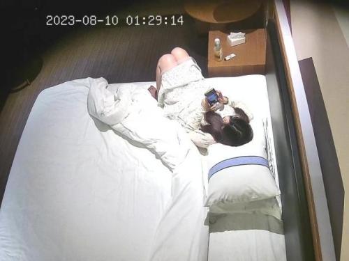 2023-8-10[酒店偷拍]小美女开房约常客，付完钱开操，骑在身上调情吃屌，各种姿势爆操，搞了两发-福利好好看
