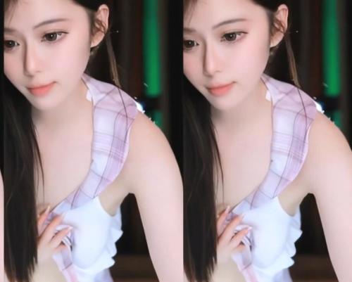 [顶流网红泄密]虎牙丨顶尤颜值天花板极品女神[环星小梦]土豪万元定制私拍福利，风情裸舞洗澡紫薇掰比，极反差，高撸点-福利好好看