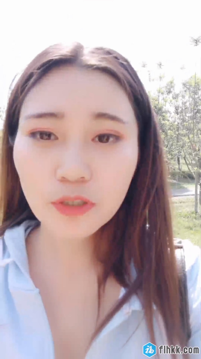 网红刘婷精彩演绎公厕勾引背包男1080P高清无水印-福利好好看