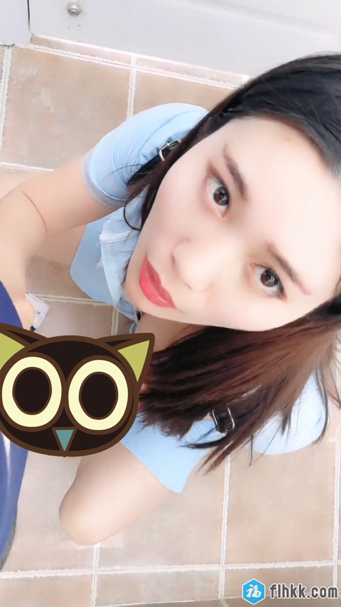 网红刘婷精彩演绎公厕勾引背包男1080P高清无水印-福利好好看