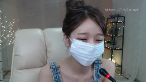 2017-02-08_瑜伽妹bjdodo_18tv录制-170227-福利好好看