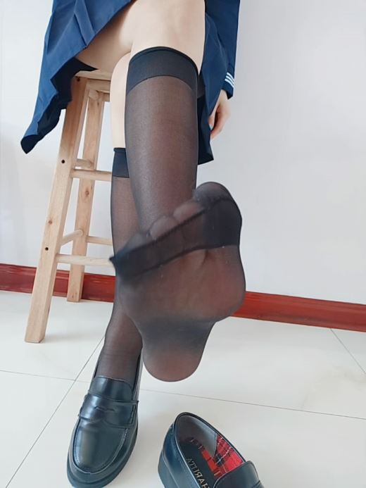 微博红人@[柠檬喵酱]-520高级VIP会员资源黑丝JK百褶裙秀身材露臀原版高清[74.16M]-福利好好看