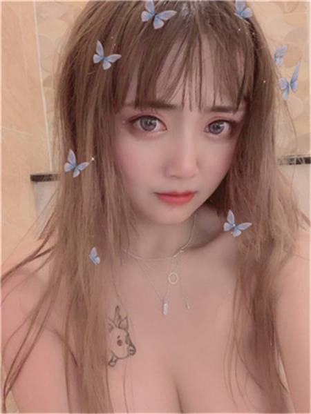 网红美少女『可露儿』大尺度私拍流出高清私拍-福利好好看