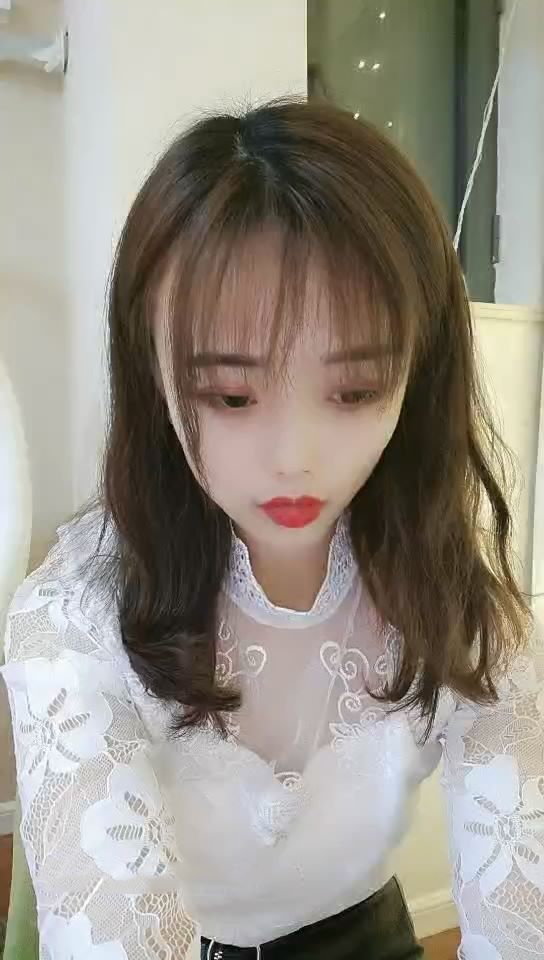 [晓可耐]风骚小少妇半夜购物，超市老板来送货被勾搭，丝袜摸鸡鸡言语挑逗，吃了性药超淫荡，被后入干喷水打湿床单[650.38M]-福利好好看