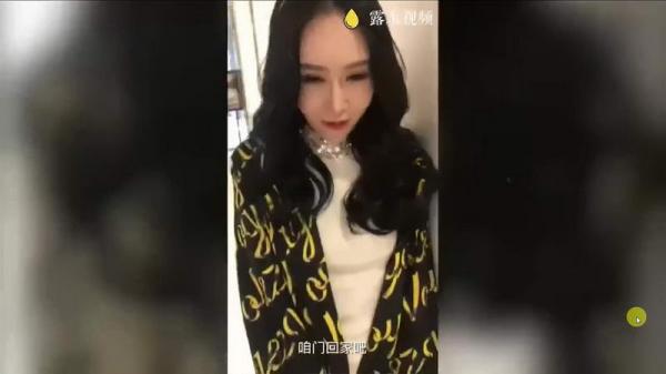 土豪约嫩模欣杨逛车展当销售面玩跳蛋 [1V]-福利好好看