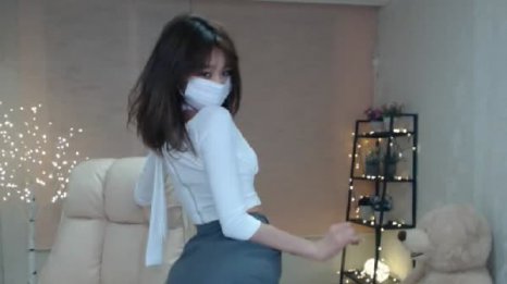 2017-02-02_瑜伽妹DD218E85_18tv录制-130333-福利好好看