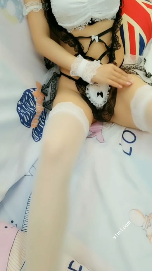 微博红人@巨乳（依酱酱）（10）白丝性感蕾丝小短裙口交水晶棒棒后入自慰原版高清[459.59M]-福利好好看