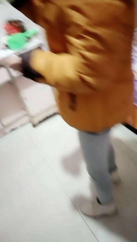 弟弟迷奸亲姐姐把JJ往姐姐嘴里放时终于把姐姐搞醒了-福利好好看