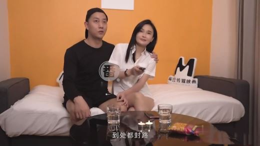 国产AV剧情巨作(21)疫情蔓延-共克时艰奶淫嘴荡的御姐体验特别的情人节礼物[160.33M]-福利好好看