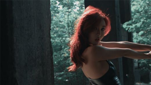网络红人@[金雨佳]完美身材废墟写真求生原版高清720P[72.21M]-福利好好看