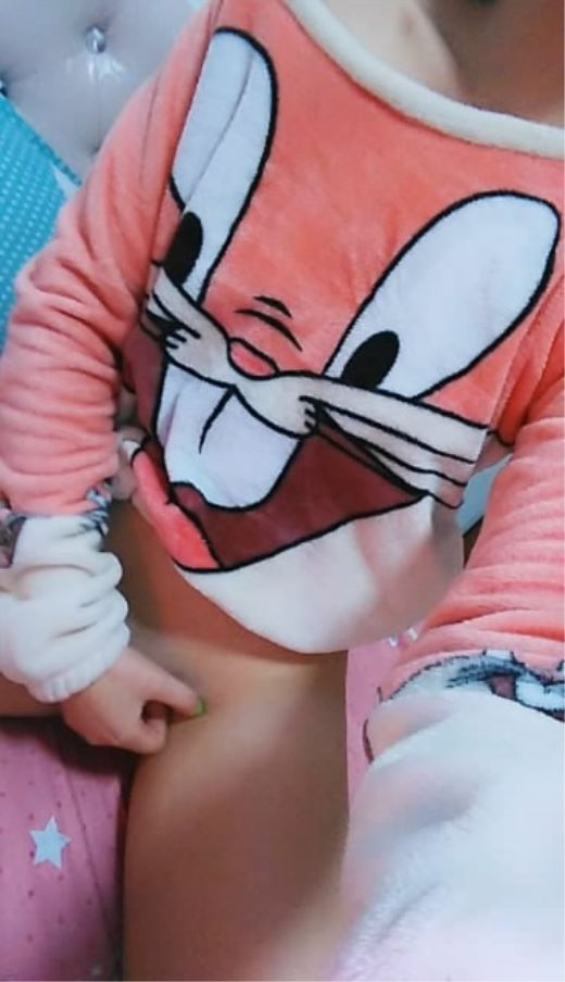 网络红人@[莱莱小宝贝]睡衣还没换就来一发格子袜夹阴蒂旋转假JJ自慰高潮尿尿了[529.37M]-福利好好看